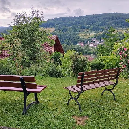 Sleep&chill - Ruhiges Mit Garten Und Main-blick Fuer 1-2 Personen