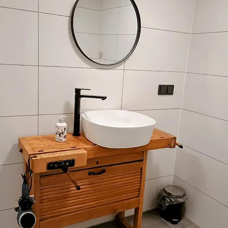 Lägenhet Sleep&chill - Ruhiges Mit Garten Und Main-blick Fuer 1-2 Personen
