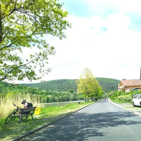 Sleep&chill - Ruhiges Mit Garten Und Main-blick Fuer 1-2 Personen Neustadt am Main
