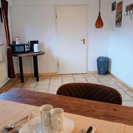 Sleep&chill - Ruhiges Mit Garten Und Main-blick Fuer 1-2 Personen * Neustadt am Main