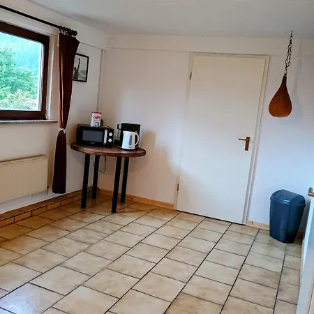 Lägenhet Sleep&chill - Ruhiges Mit Garten Und Main-blick Fuer 1-2 Personen Neustadt am Main