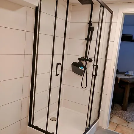 Sleep&chill - Ruhiges Mit Garten Und Main-blick Fuer 1-2 Personen Neustadt am Main